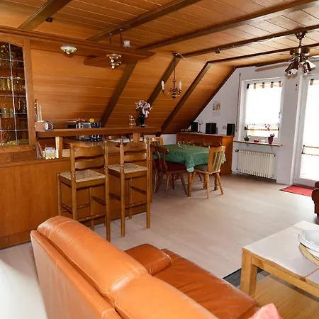 Apartment Ferienwohnung Landzettel